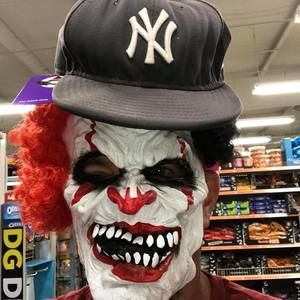 Meet your Posher, Dennis